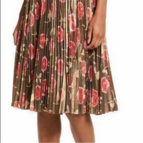 ⭕️ PRICE FIRM Kate Spade Skirt the Rules Pleated Hazy Rose Metallic Skirt Size 2 - Picture 4 of 9
